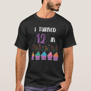 In Quarantäne wurde 12 gedreht T-Shirt