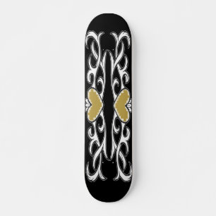 In Reben verpackte Herzen Skateboard