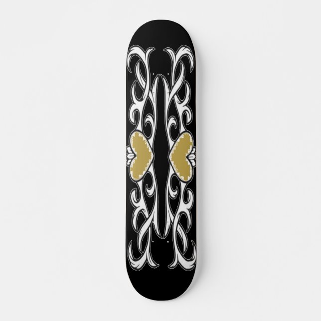 In Reben verpackte Herzen Skateboard (Vorne)
