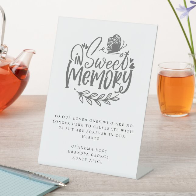 In Sweet Memory Elegante Script Memorial Hochzeit Sockelschild (In Situ)