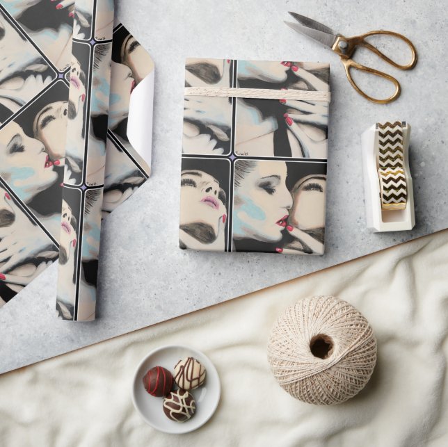 "In the Shadows" Gemälde auf einem Geschenkpapier (Kunsthandwerk)