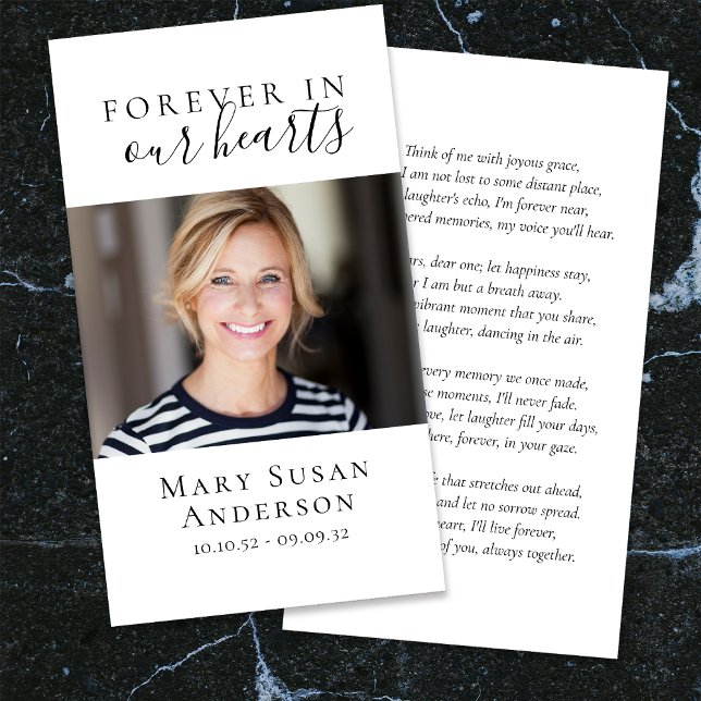 In unserem Herzen Minimalistische Beerdigungskarte (Von Creator hochgeladen)