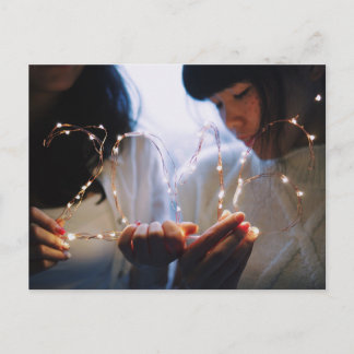 In unserer Hand 2016 NYC Lighting Portrait Foto Postkarte