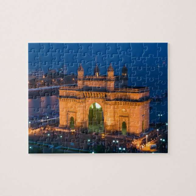 INDIA, Mumbai (Bombay): Gateway of India / (Horizontal)
