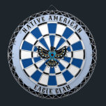 Indianeradler Dartscheibe<br><div class="desc">Das Native American Eagle Dartboard ist vollständig anpassbar und eine tolle Geschenkidee für Freunde, Familie oder die perfekte Ergänzung zu Ihrem Spielzimmer. Entworfen von Norman.R.</div>