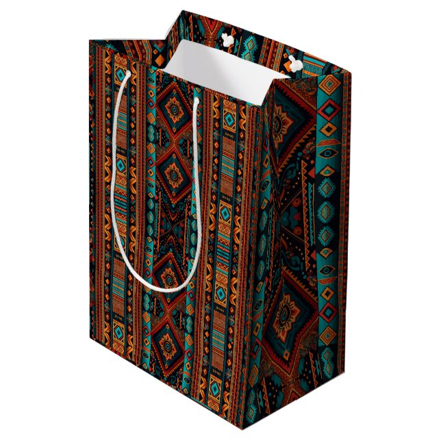 Indianerisches Muster Boho Culture Abstrakt Arts Mittlere Geschenktüte (Rückseite Schrägansicht)