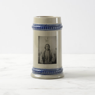 Indianisches Symbol: Lakota-Anführer Sitting Bull Bierglas