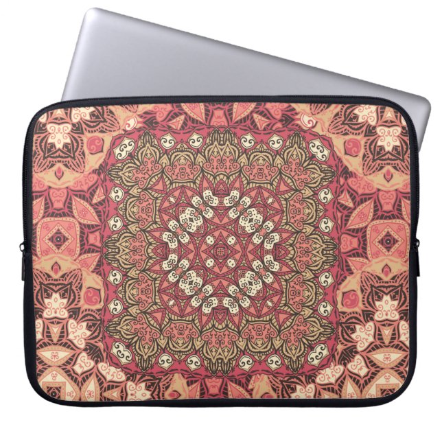 Indisches abstraktes Medaillonmuster. Boho und Sin Laptopschutzhülle (Vorderseite)