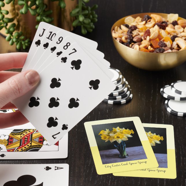 Individuelle, lebendige Dioden Vase Stillleben Vor Spielkarten (In Situ)