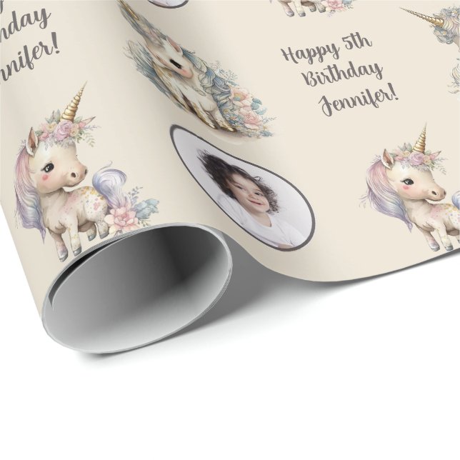 Individuelle Name Age Foto Einhorn Geburtstag Geschenkpapier (Rolleneckpunkt)