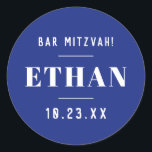 Individuelle Name Bar oder Bat Mitzvah Modernes Kl Runder Aufkleber<br><div class="desc">Moderne Bar Mitzvah, Bat Mitzvah, oder Geburtstagsaufkleber und Gefälligkeitskennzeichnung können mit Ihrem Namen und Datum oder jeder beliebigen Formulierung Ihrer Wahl personalisiert werden. * * * KLICKEN SIE AUF ANKUNFT, um den Schriftart, die Textplatzierung, die Text- und Hintergrundfarben zu ändern. * * * Versuchen Sie die Funktion "Dieses Design übertragen",...</div>