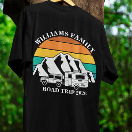 individuelle Name Familienurlaub Berg Road Trip T-Shirt