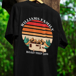 individuelle Name Familienurlaub Berg Road Trip T-Shirt