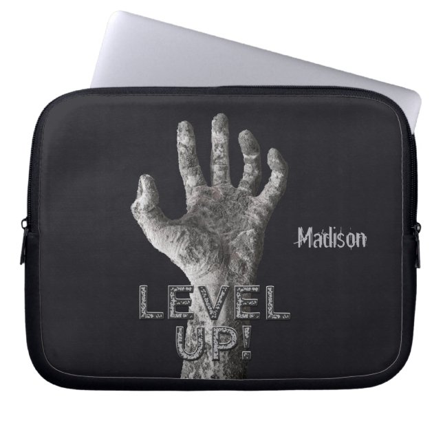 Individuelle Name & Farbe "Level Up"! Zombie-Ärmel Laptopschutzhülle (Vorderseite)