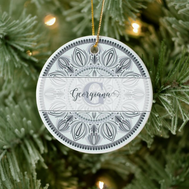 Individuelle Name Floral Harmony Gray Monotone Man Keramik Ornament (Baum)