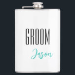 Individuelle Name Grooves Flask Flachmann<br><div class="desc">Die Maske für den Bräutigam wird in Weiß mit schwarzem Text und einem Beispielnamen angezeigt. Passen Sie dieses Element an und ändern Sie den Beispielnamen in Ihren Namen. Sie können auch die Farben ändern,  wenn Sie möchten.</div>