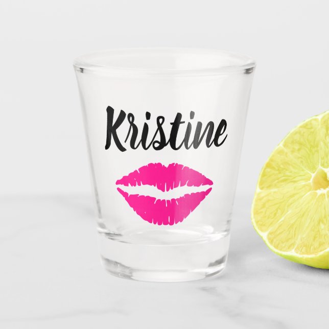 Individuelle Name Hot Pink Lippen Kiss Schnapsglas (Vorderseite)