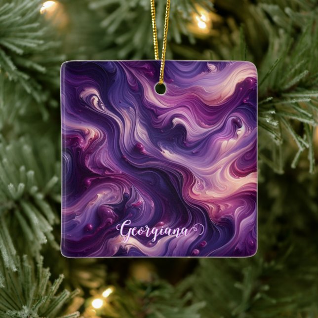 Individuelle Name Lebhafter Lila Farbeffekt Keramikornament (Baum)