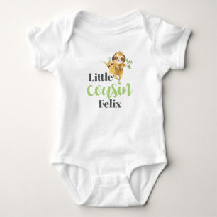 Individuelle Name Little Cousin Sloth Kids oder Baby Strampler