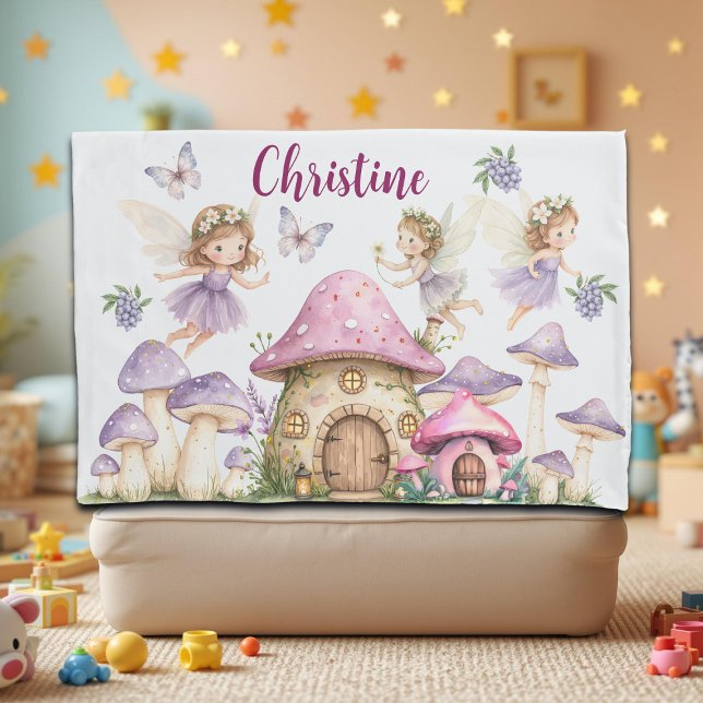 Individuelle Name Magic Fairies Pink Mushrooms Kissenbezug (Von Creator hochgeladen)