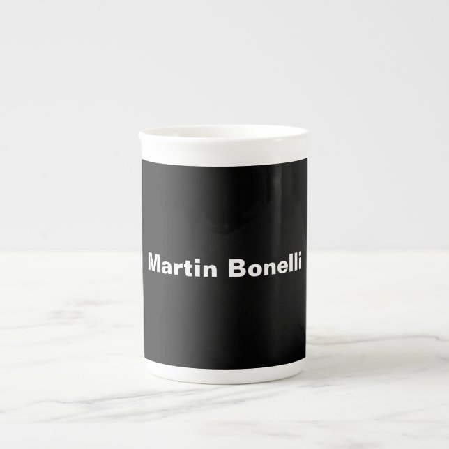 Individuelle Name Minimalistisch Modernes Schwarz- Prozellantasse (Vorderseite)