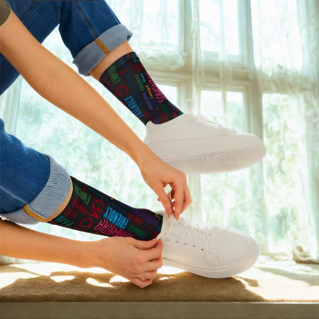 Individuelle Name Moderne Wortkunst ergänzen Ihre  Socken (Von Creator hochgeladen)