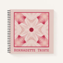 Individuelle Name Pink Moderne Blumenchic Hübsch G Notizbuch