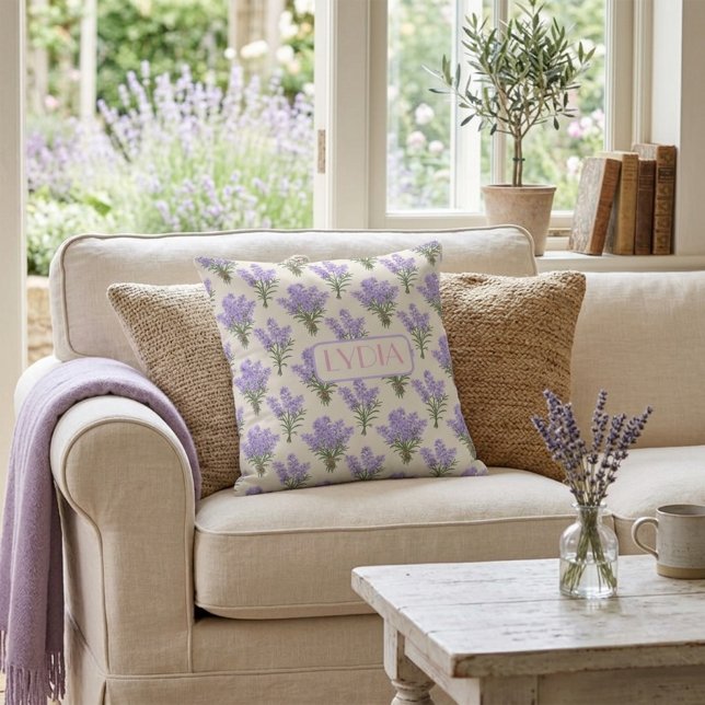 Individuelle Name Provence Lavender Throw Kissen (Von Creator hochgeladen)