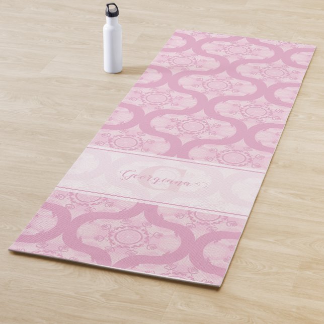 Individuelle Name Retro 1970er Preppy in Pink Mand Yogamatte (Beispiel)