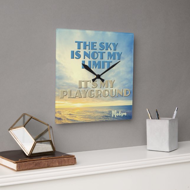 Individuelle Name Sky Quote Quadratische Wanduhr (Büro)