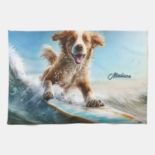Individuelle Name Surfhund Geschirrtuch