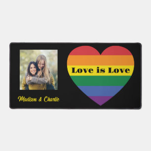 Individuelle Name, Text und Foto - Regenbogenherz Schreibtischunterlage