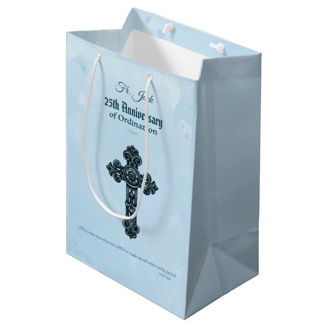 Individuelle Name und Jubiläumsjahr Ordination, Pr Mittlere Geschenktüte (Vorderseite Schrägansicht)
