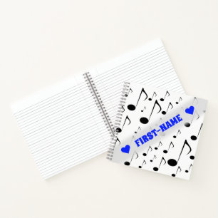 Individuelle Name + Viele musikalische Notes Muste Notizbuch