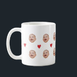Individuelle Niedliche Babysicht mit einem Foto Ta Kaffeetasse<br><div class="desc">Für diese Tasse muss das Bild einen transparenten Hintergrund und ein 1x1-Quadrat haben, um sicherzustellen, dass das Bild dem Rahmen entspricht. Wenn das Bild beim Einsetzen keinen transparenten Hintergrund hat, wird es entsprechend dem Rahmen zu einem Kreis. Wenn Sie Probleme beim Bearbeiten haben, woll etwas anzupassen oder Fragen haben, kontaktieren...</div>