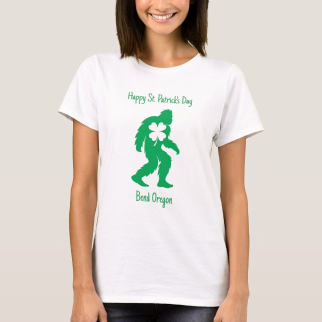 Individueller Bigfoot St. Patrick's Day T-Shirt (Vorderseite)