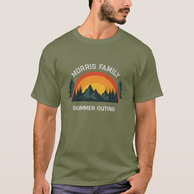 Individueller Familienurlaub Retro Mountain T - Sh T-Shirt (Vorderseite)