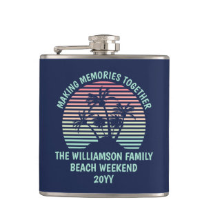 Individueller Familienurlaub Retro Tropical Beach  Flachmann