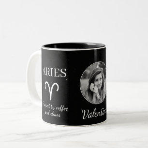Individueller Widder-Zodiac-Becher mit Namen und E Zweifarbige Tasse