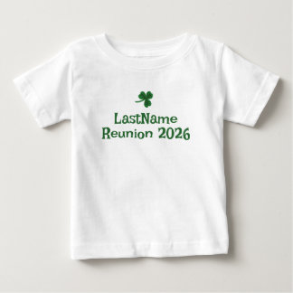 Individuelles T-Shirt mit Shamrock für irische Cla
