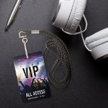 Individuelles VIP All Access Konzert Ausweis<br><div class="desc">Dieses individuell gestaltbare Abzeichen ist perfekt für Konzerte und Großveranstaltungen geeignet und bietet einen Hintergrund von Konzerten und Lichtern mit weißen Textüberlagerungen. Anpassen für VIPs,  Mitarbeiter,  Presse oder andere Anwendungen,  mit drei Textzeilen auf der Vorderseite. Fügen Sie der Rückseite des Abzeichens zusätzliche Ereignisinformationen in weißer Schrift auf schwarz hinzu.</div>