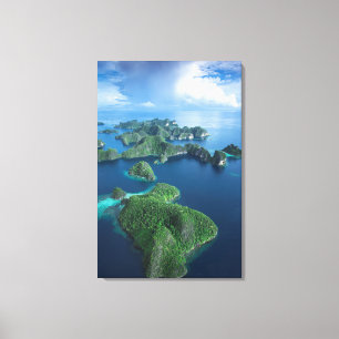 Indonesien, West-Papua. Luft von Raja Ampat Leinwanddruck