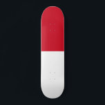Indonesische Flagge Skateboard<br><div class="desc">Flagge Indonesiens.</div>