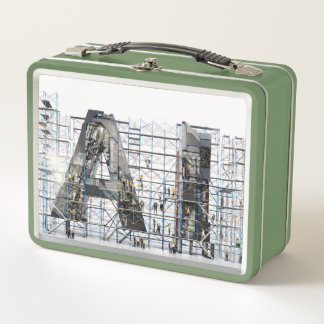Industrial Letterform – AI Metall Brotdose
