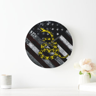 Industrielle amerikanische Flagge und Schlangenuhr Große Wanduhr