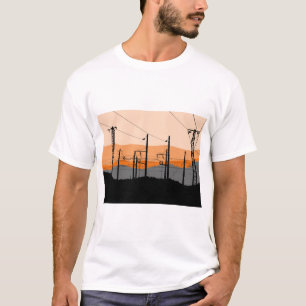 Industrieller Sonnenuntergang Stromleitungen Städt T-Shirt