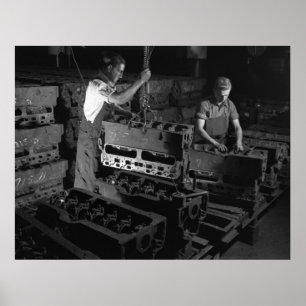 Industrielles Foto - militärische Motor Blöcke WW2 Poster