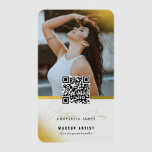 Influencer Beauty Artist Haar Nägel Wimpern Gold