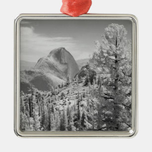 Infrarot-Foto der Ostseite des Yosemite National 2 Ornament Aus Metall