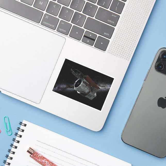 Infrarotbefragung mit großem Feld Teleskop-Raumfah Aufkleber (Laptop mit iPhone)